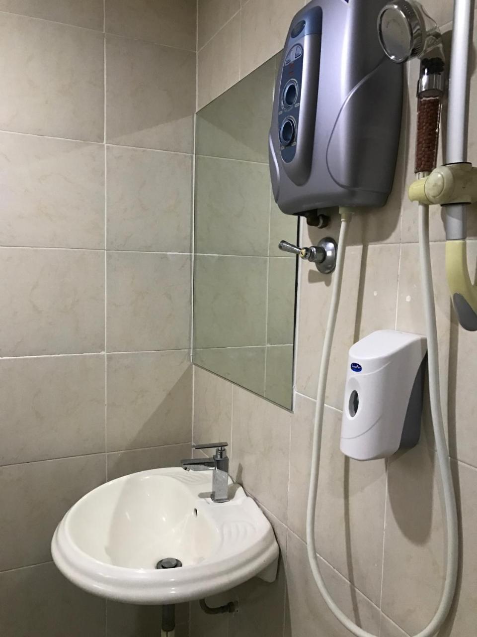 Tambun Inn Hotel イポー 部屋 写真